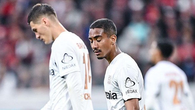 Leverkusen ng&atilde; ngựa, Harry Kane ch&iacute;nh thức giải lời nguyền trong m&agrave;u &aacute;o Bayern- Ảnh 2.