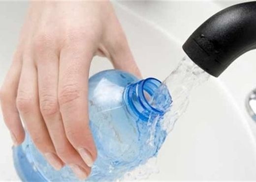 Rửa bát kiểu này thì xin lỗi, coi chừng vi khuẩn "cắm rễ" cả đời trong bếp nhà bạn!- Ảnh 3.