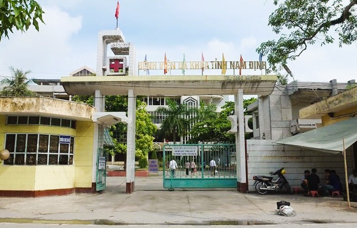 Sau vụ bé trai bị từ chối cấp cứu vì chưa đóng đủ tiền: Động thái mới của UBND tỉnh Nam Định- Ảnh 2.