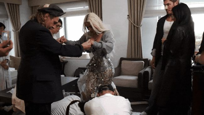 Mặt trái của sự kiện tôn vinh cái đẹp Met Gala: Khi thời trang thăng hoa còn thân thể 