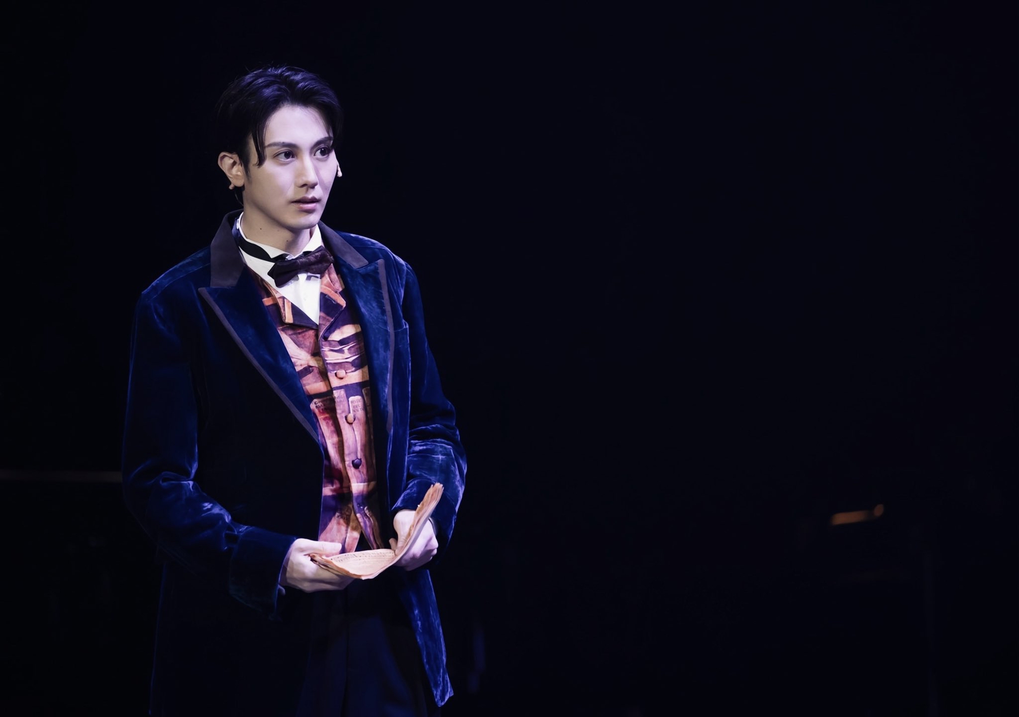 Nữ idol top 1 mất tích suốt 5 năm bất ngờ “ló mặt”, bị phát hiện ở chung với nam thần nhạc kịch- Ảnh 5. Nữ idol top 1 mất tích suốt 5 năm bất ngờ “ló mặt”, bị phát hiện ở chung với nam thần nhạc kịch- Ảnh 5.