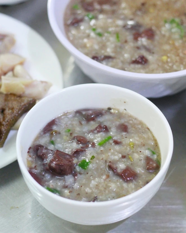 Không bán lòng se điếu nhưng loạt quán lòng này ở Hà Nội vẫn được thực khách săn lùng ráo riết- Ảnh 10.