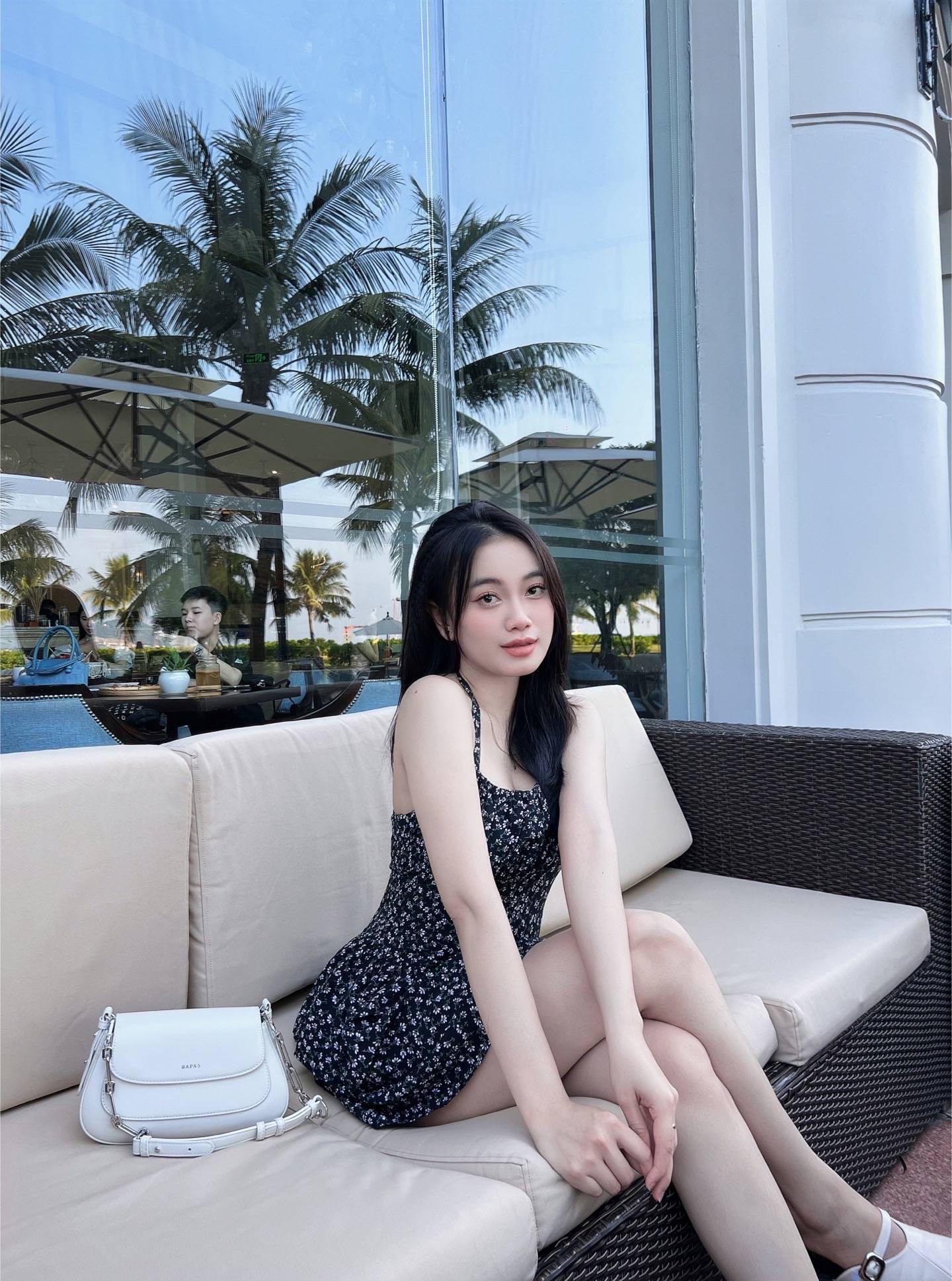 Vợ mới cưới của Hồ Văn Cường khoe visual nét căng, vóc dáng diện bikini đi biển mới gây xôn xao- Ảnh 8.