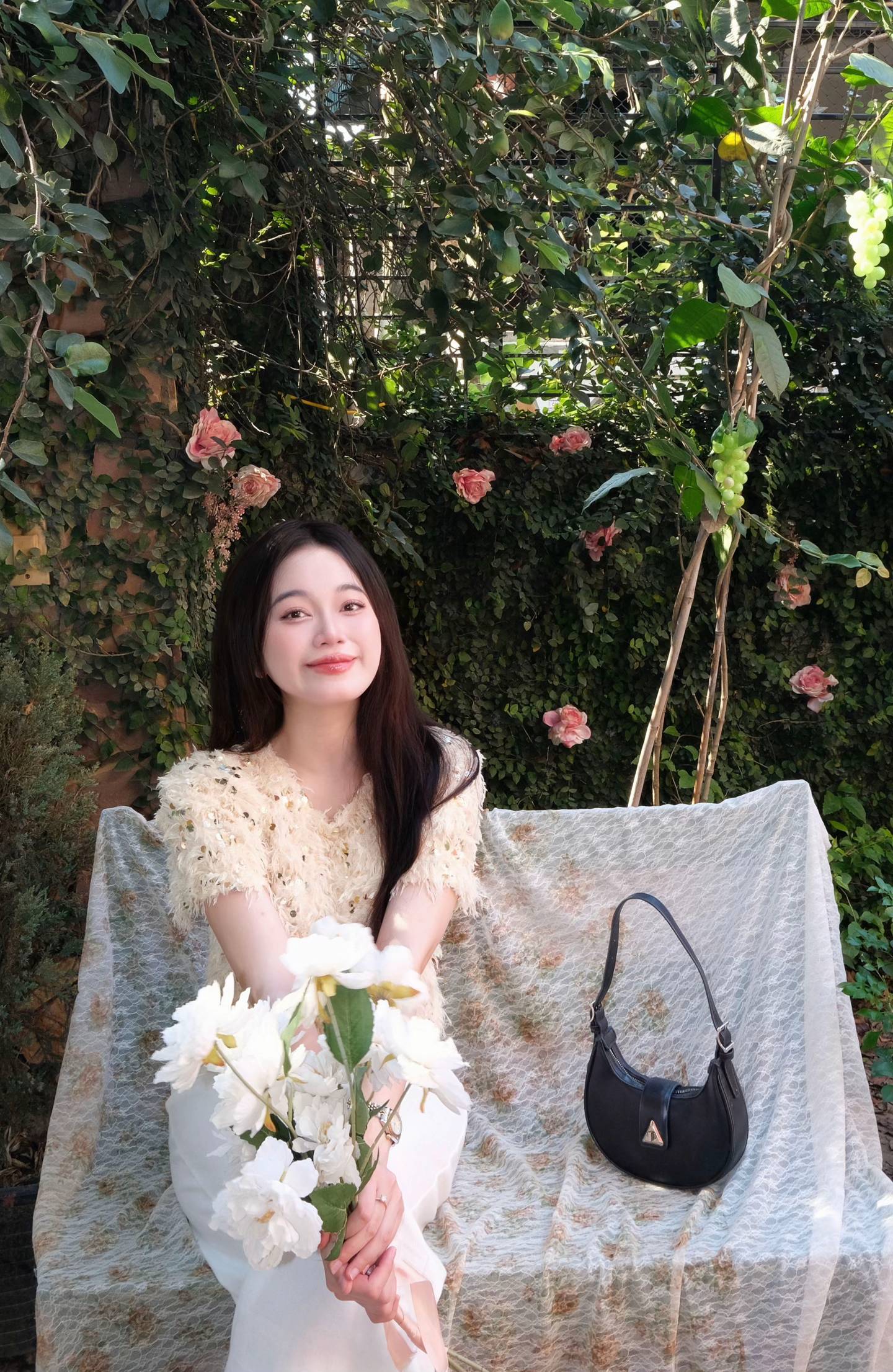 Vợ mới cưới của Hồ Văn Cường khoe visual nét căng, vóc dáng diện bikini đi biển mới gây xôn xao- Ảnh 7.