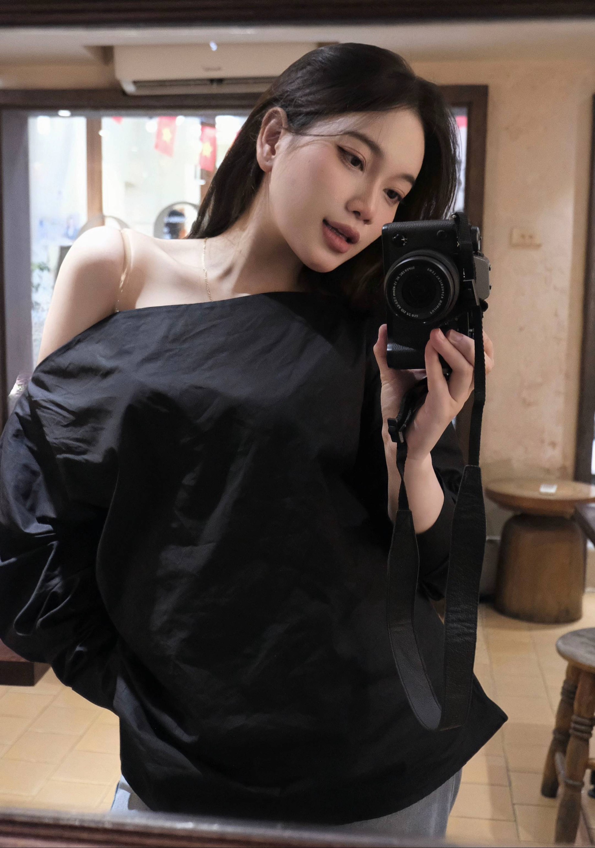 Vợ mới cưới của Hồ Văn Cường khoe visual nét căng, vóc dáng diện bikini đi biển mới gây xôn xao- Ảnh 9.
