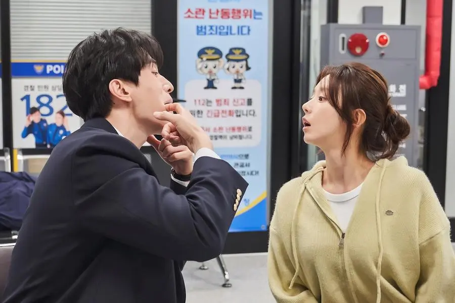 Phim Hàn dở nhất hiện tại với rating 0%, cặp chính yêu đương nhạt nhẽo hại nhà đài thê thảm chưa từng thấy- Ảnh 4.