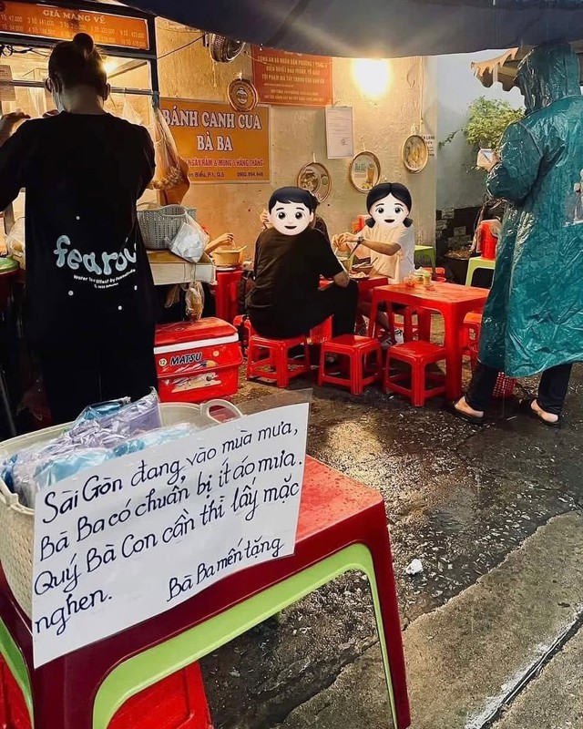 Những quán ăn thương shipper hết mực: Tặng áo mưa, trà nước, chuẩn bị cả đồ chơi cho shipper đỡ chán lúc đợi đồ!- Ảnh 4.
