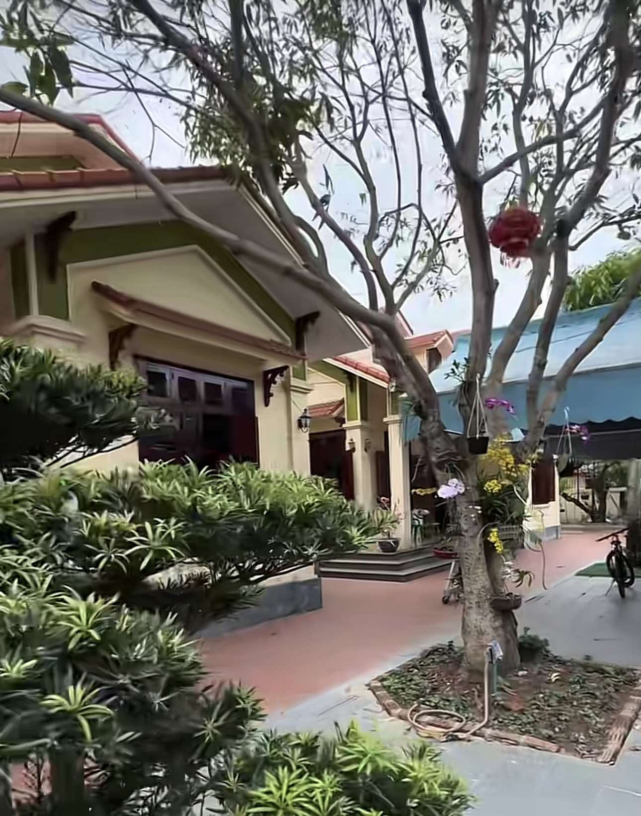 5 anh em chung sống hòa thuận trong 1 khu đất, xây 5 căn nhà giống hệt nhau ở Nam Định gây sốt MXH: Bí quyết nằm ở nhân vật đặc biệt này?- Ảnh 6.