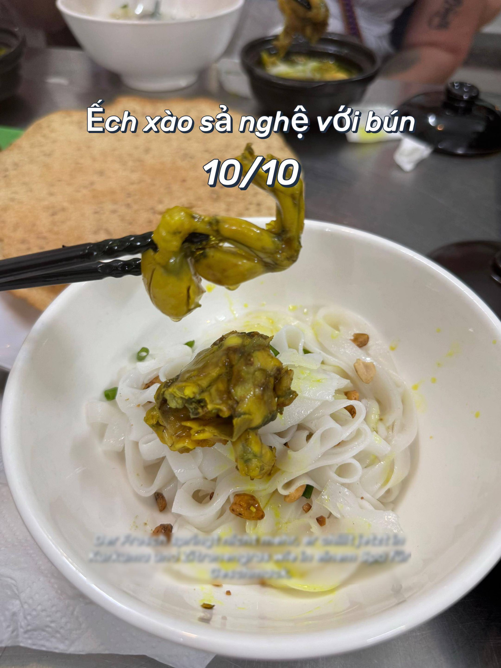 Khách Tây chấm điểm 11 món ăn Việt Nam đầy khí thế nhưng sau đó lại buồn bã khi nói tới 1 điều- Ảnh 7.