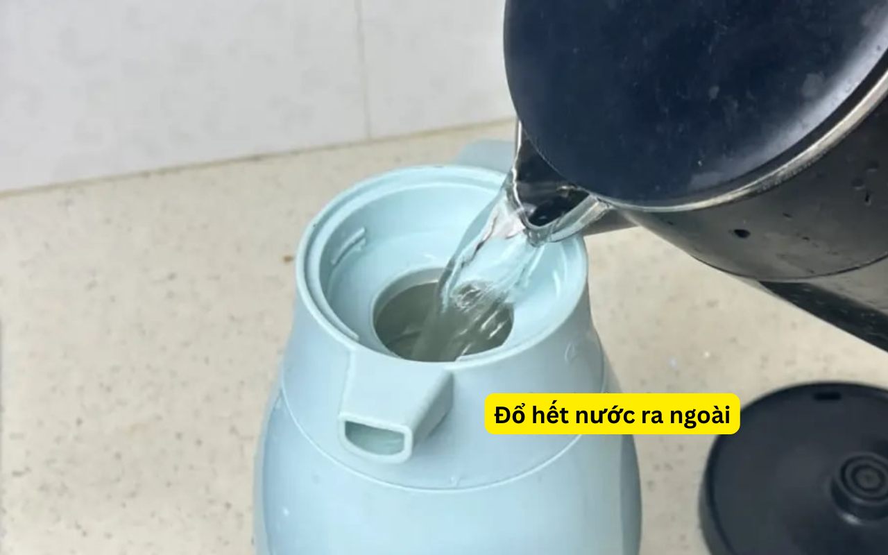 SAI LẦM dùng ấm siêu tốc vừa đốt tiền điện vừa tự rước hoạ vào thân- Ảnh 4.