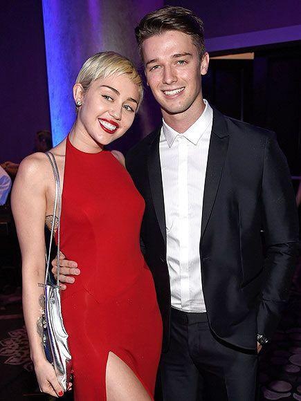 Căng nhất Met Gala 2025: Miley Cyrus đụng mặt tình cũ từng Căng nhất Met Gala 2025: Miley Cyrus đụng mặt tình cũ từng