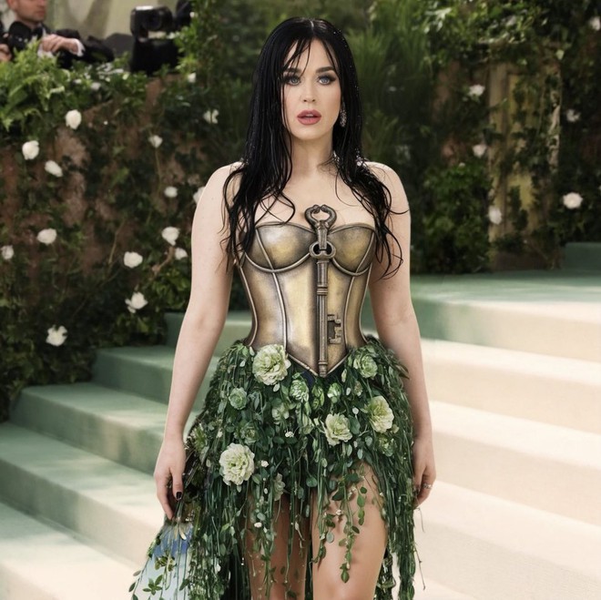 Cú lừa lớn nhất Met Gala 2025 gọi tên Katy Perry- Ảnh 8.