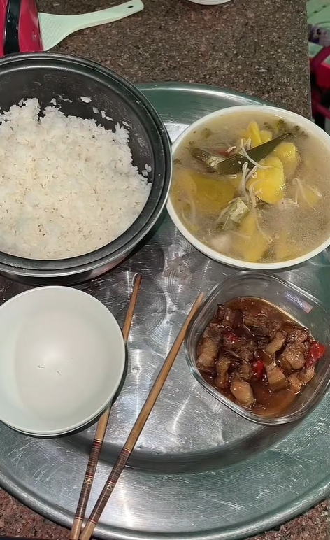 "Thánh hà tiện" mới nổi làm hội bếp núc chao đảo khi công bố chi 27k làm đủ 5 món hải sản đãi cả nhà- Ảnh 3.