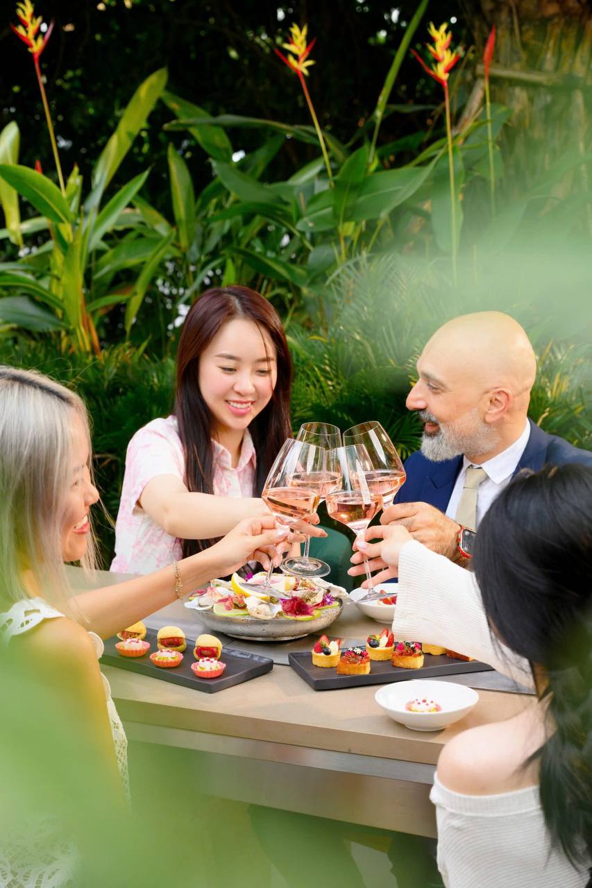 Không phải Thái Lan hay Singapore, Việt Nam mới là cái tên đang dẫn đầu xu hướng du lịch triệu đô làm khuynh đảo toàn cầu- Ảnh 7.