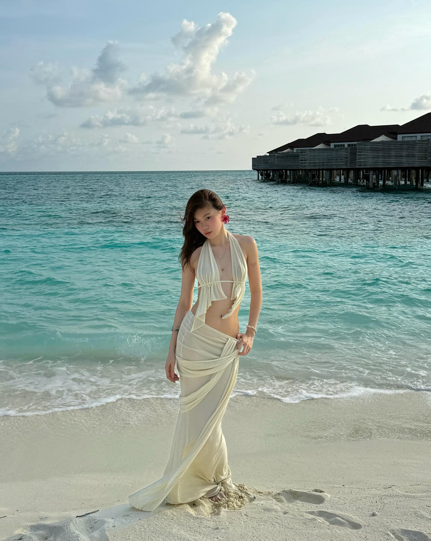 Xả suộc loạt ảnh nóng bỏng của dàn gái xinh nổi tiếng: Đường đua bikini 2025, căng!- Ảnh 6.