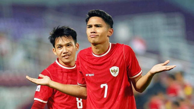 Indonesia thiệt đơn thiệt kép trước màn 'tử chiến' với tuyển Trung Quốc ở vòng loại World Cup 2026- Ảnh 1.