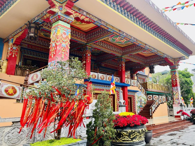 Phát hiện ngôi chùa ngay ở Hà Nội mang vẻ ngoài khác biệt: Du khách nhận xét cảnh như ở nước ngoài- Ảnh 8.