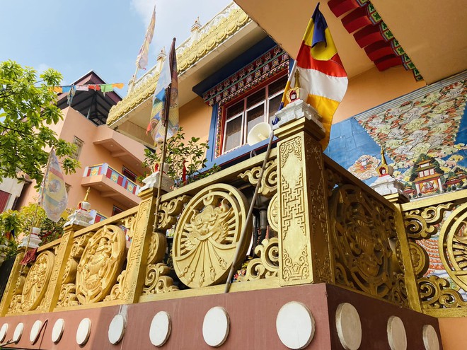 Phát hiện ngôi chùa ngay ở Hà Nội mang vẻ ngoài khác biệt: Du khách nhận xét cảnh như ở nước ngoài- Ảnh 7.