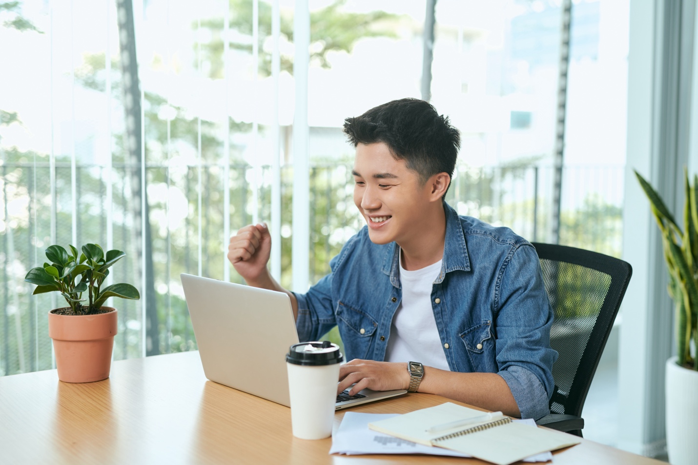 Không biết bắt đầu từ đâu, nhiều người trẻ bỏ lỡ cơ hội tích lũy- Ảnh 1. Không biết bắt đầu từ đâu, nhiều người trẻ bỏ lỡ cơ hội tích lũy- Ảnh 1.