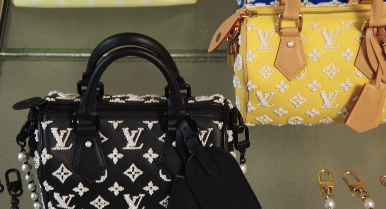 Hot: Lisa và giám đốc sáng tạo Louis Vuitton nói gì về trang phục gây tranh cãi?- Ảnh 4.