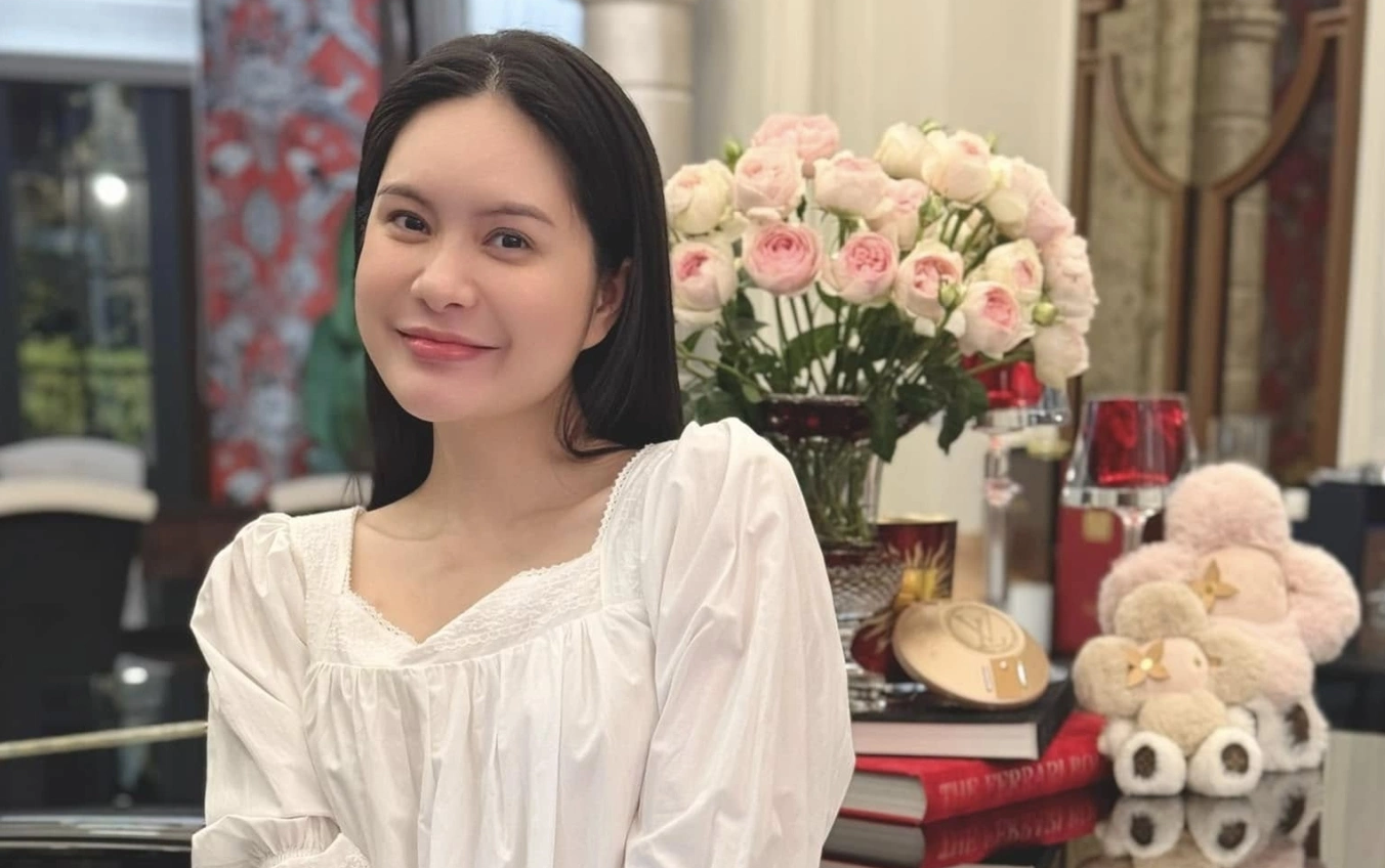 "Nữ đại gia quận 7" Đoàn Di Băng và những lần quảng cáo lố: Kẹo thay cơm, dầu gội "thuần tự nhiên" chứa hoá chất?!- Ảnh 1.