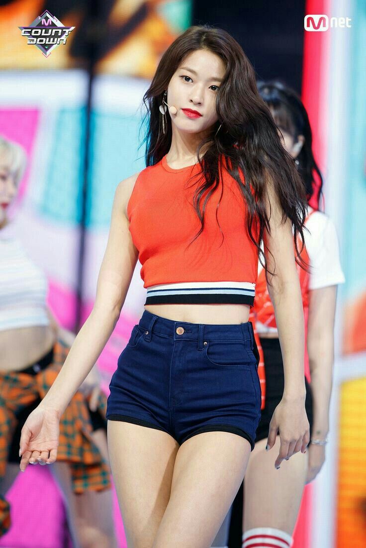 Nữ idol đẹp tới mức bị ghét suốt cả thập kỷ, sự nghiệp chạm đáy vì scandal bắt nạt- Ảnh 3.