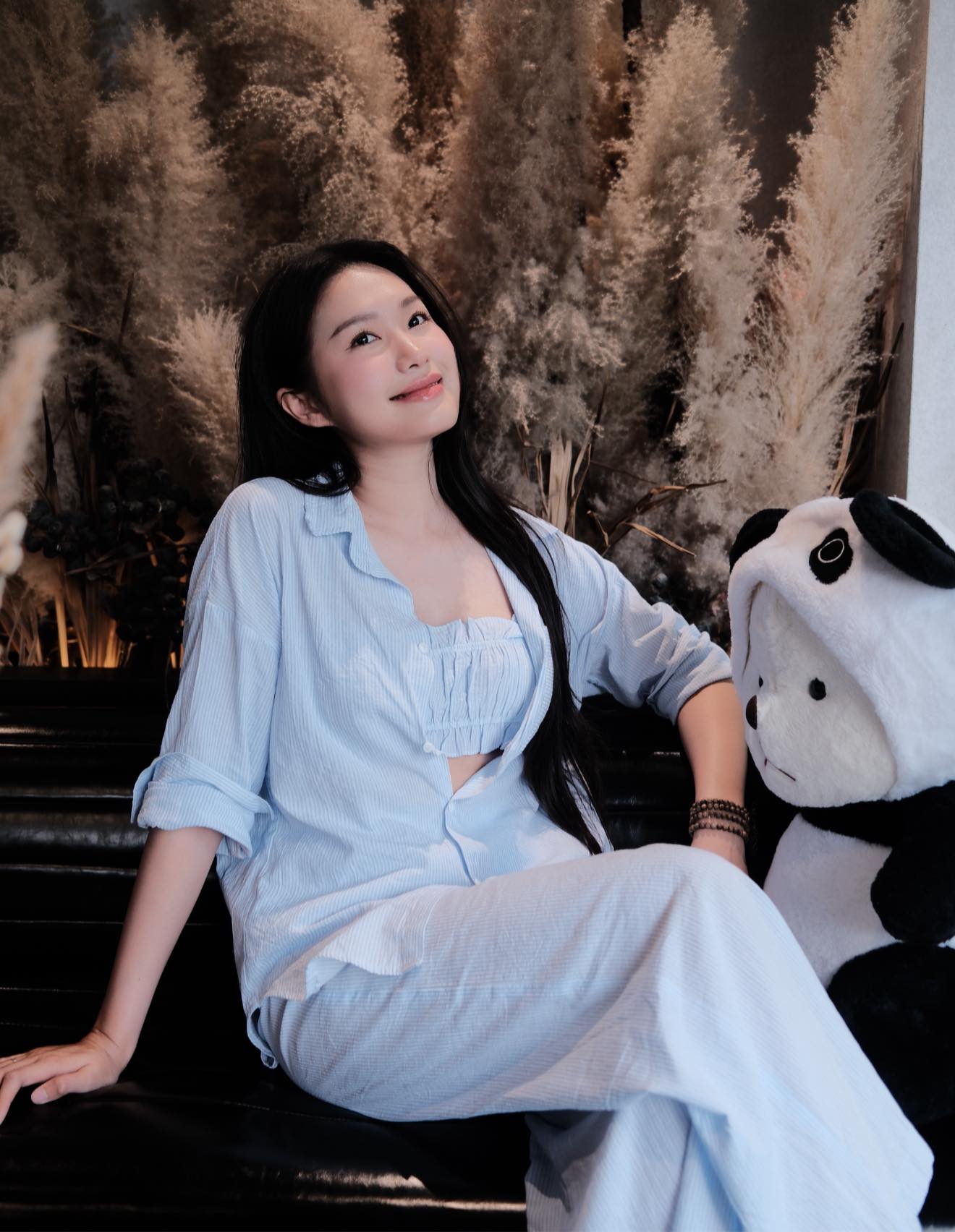 Bữa tiệc visual: Doãn Hải My khí chất 