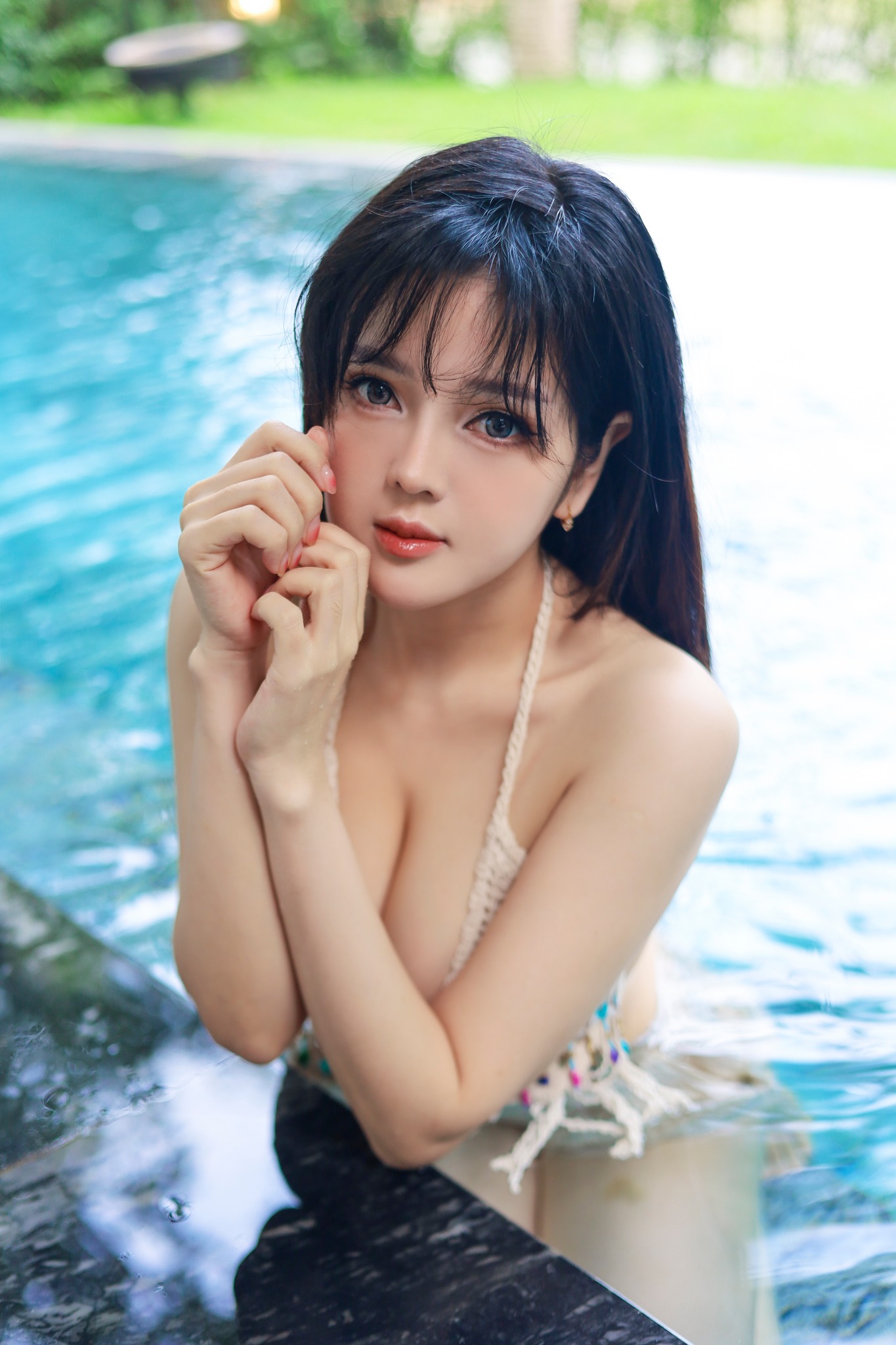 Hậu tái xuất, nữ thần streamer đời đầu bất ngờ tung ảnh khoe vóc dáng nuột nà, tâm hồn 