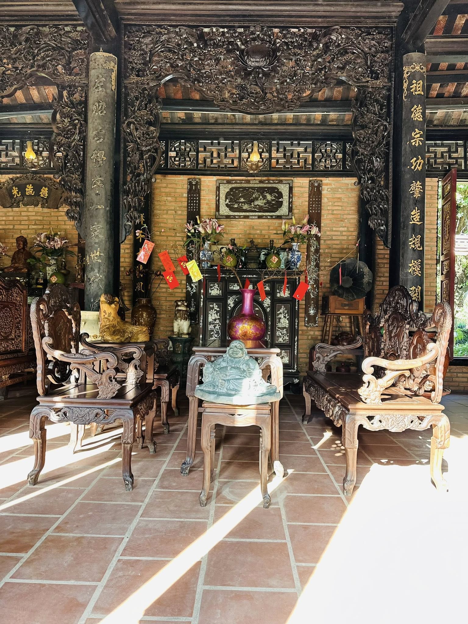 Cận cảnh biệt phủ 100 tỷ, toàn gỗ quý ở Đồng Nai: Nam nghệ sĩ sẵn sàng bán rẻ nếu tìm đúng người- Ảnh 4.