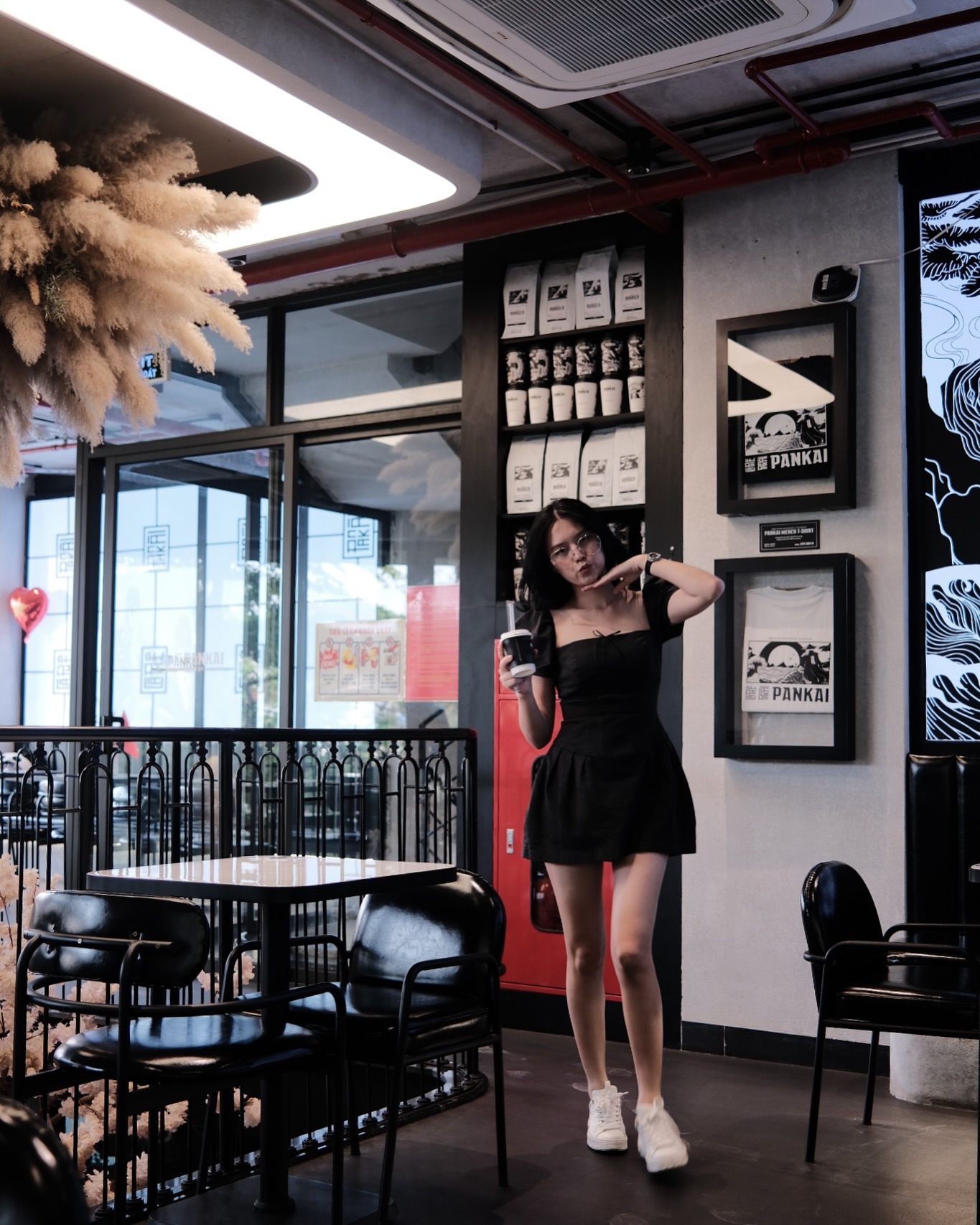 Bữa tiệc visual: Doãn Hải My khí chất 