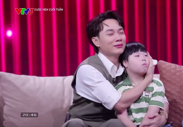 MC Long Vũ "cướp hit" Trúc Nhân, dí dỏm: "Mọi người cứ nghĩ tôi hát không ra gì"- Ảnh 2.