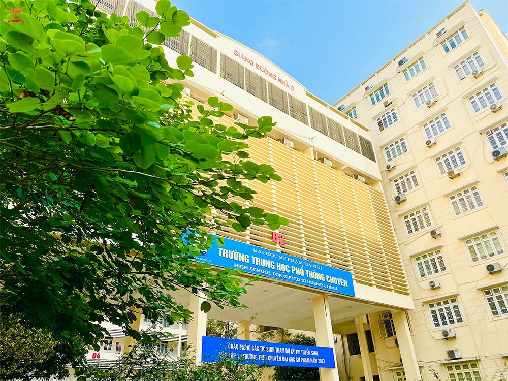 2 trường chuyên đầu tiên công bố tỷ lệ chọi vào lớp 10, gắt nhất 1 em "đấu" với 22 em- Ảnh 2.