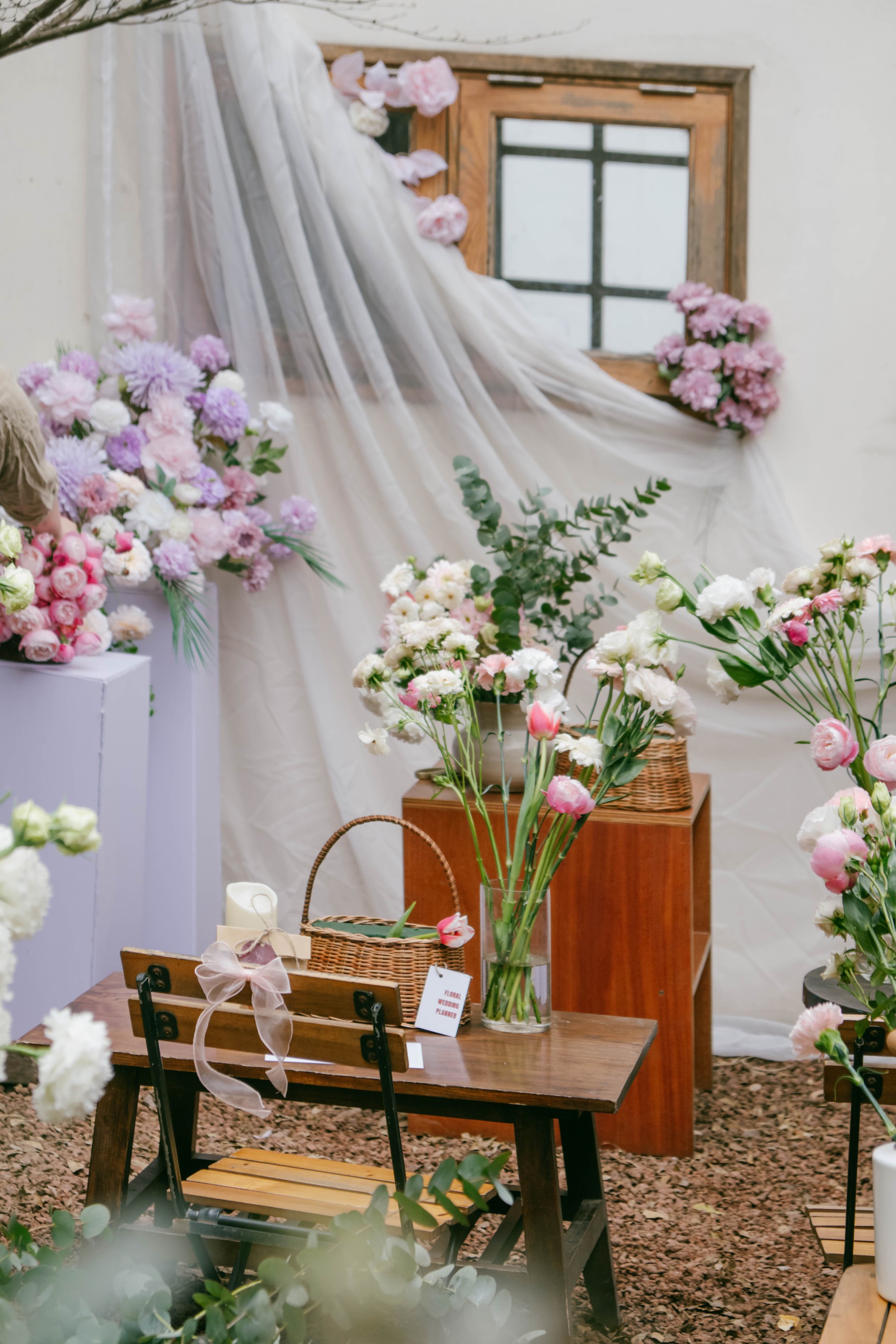 Đồ án tốt nghiệp của "con nhà người ta" sáng tạo đến mức bê cả đám hỏi đến trường: Sinh viên hóa cô dâu, thầy cô thành khách mời hết!- Ảnh 3.