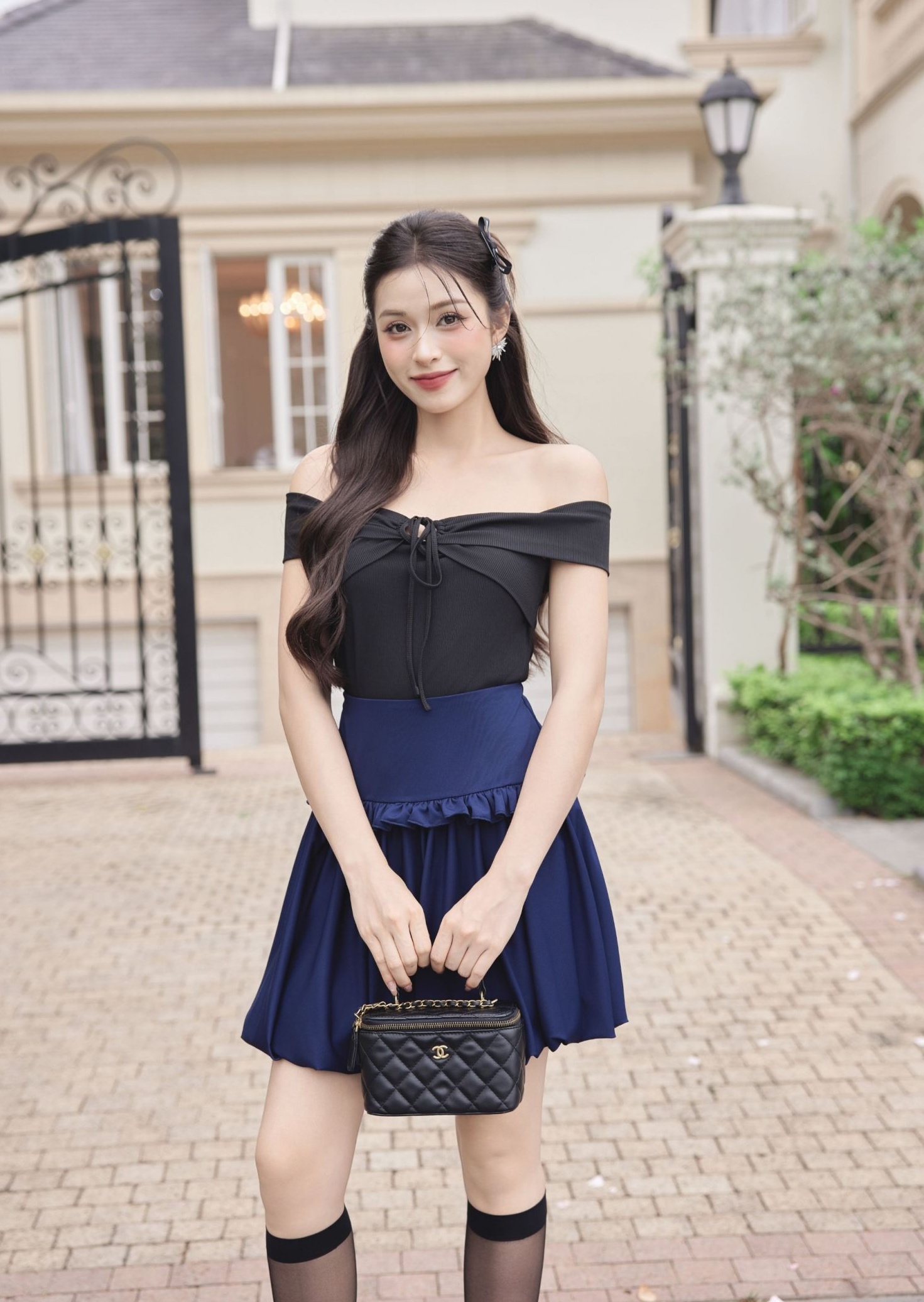 Trẻ lâu như Minh Hà - vợ Lý Hải: Đánh bay hình ảnh "mẹ 4 con" bằng chiếc váy giá chưa tới 2 triệu- Ảnh 13.