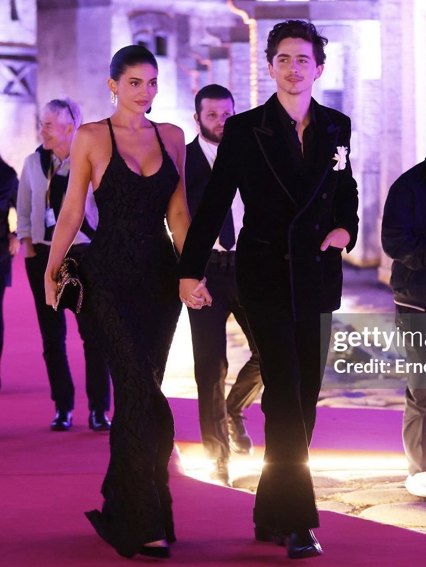Hot: Timothée Chalamet - Kylie Jenner 