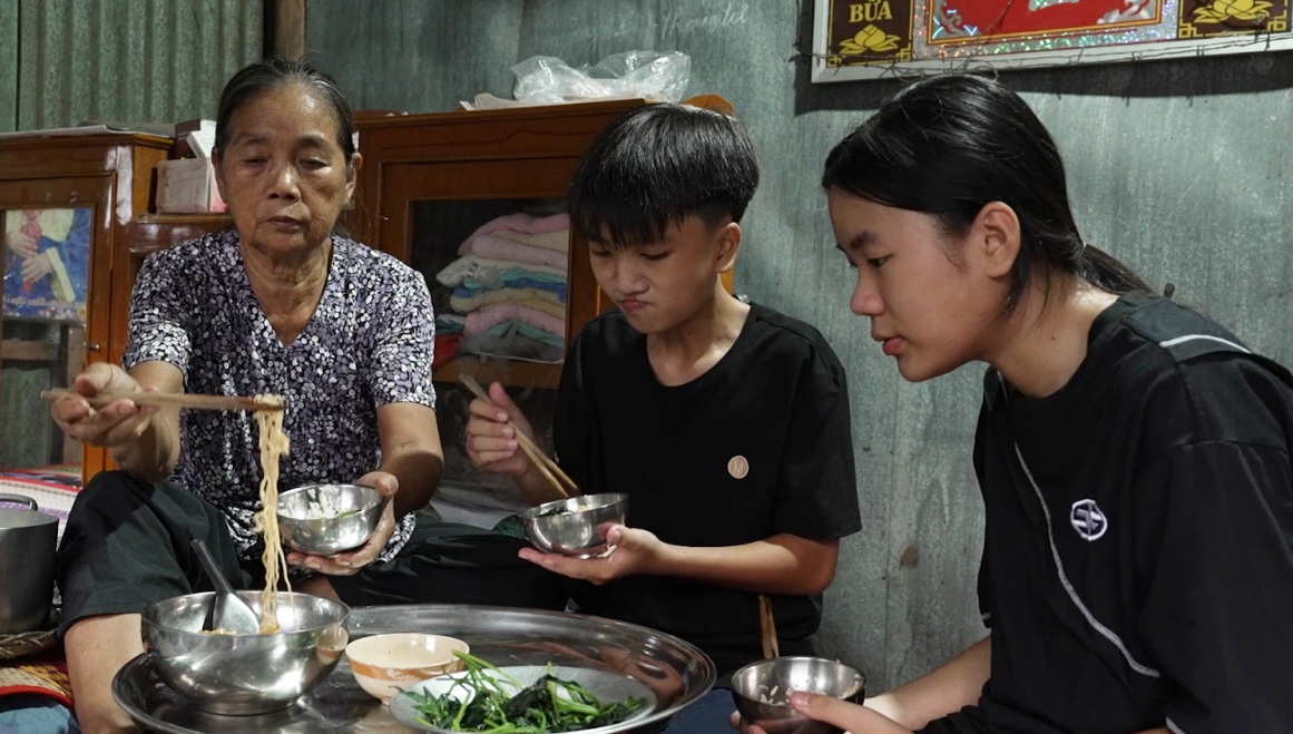 Nam MC phải bán nhà cứu con bật khóc: “Bác sĩ nói tôi về lo hậu sự rồi sinh đứa khác đi”- Ảnh 2.