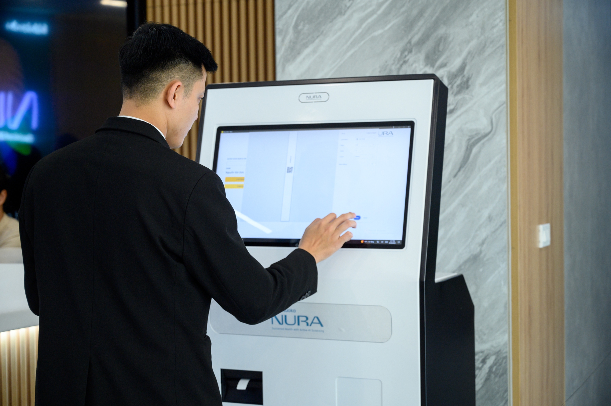 Tầm soát ung thư và sức khỏe toàn diện ở trung tâm đầu tiên ứng dụng công nghệ AI tại Đông Nam Á là cảm giác thế nào?- Ảnh 6.
