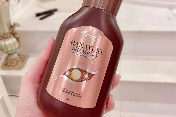Vụ dầu gội do Đoàn Di Băng quảng cáo bị thu hồi, tiêu hủy: 2-Phenoxyethanol là chất gì mà "bị giấu nhẹm" khi công bố sản phẩm?- Ảnh 3.