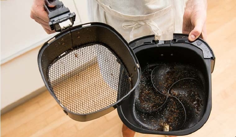 Khuyên chân thành: Mắc 4 sai lầm này khi dùng nồi chiên không dầu, khác nào tự ăn chất độc- Ảnh 2.