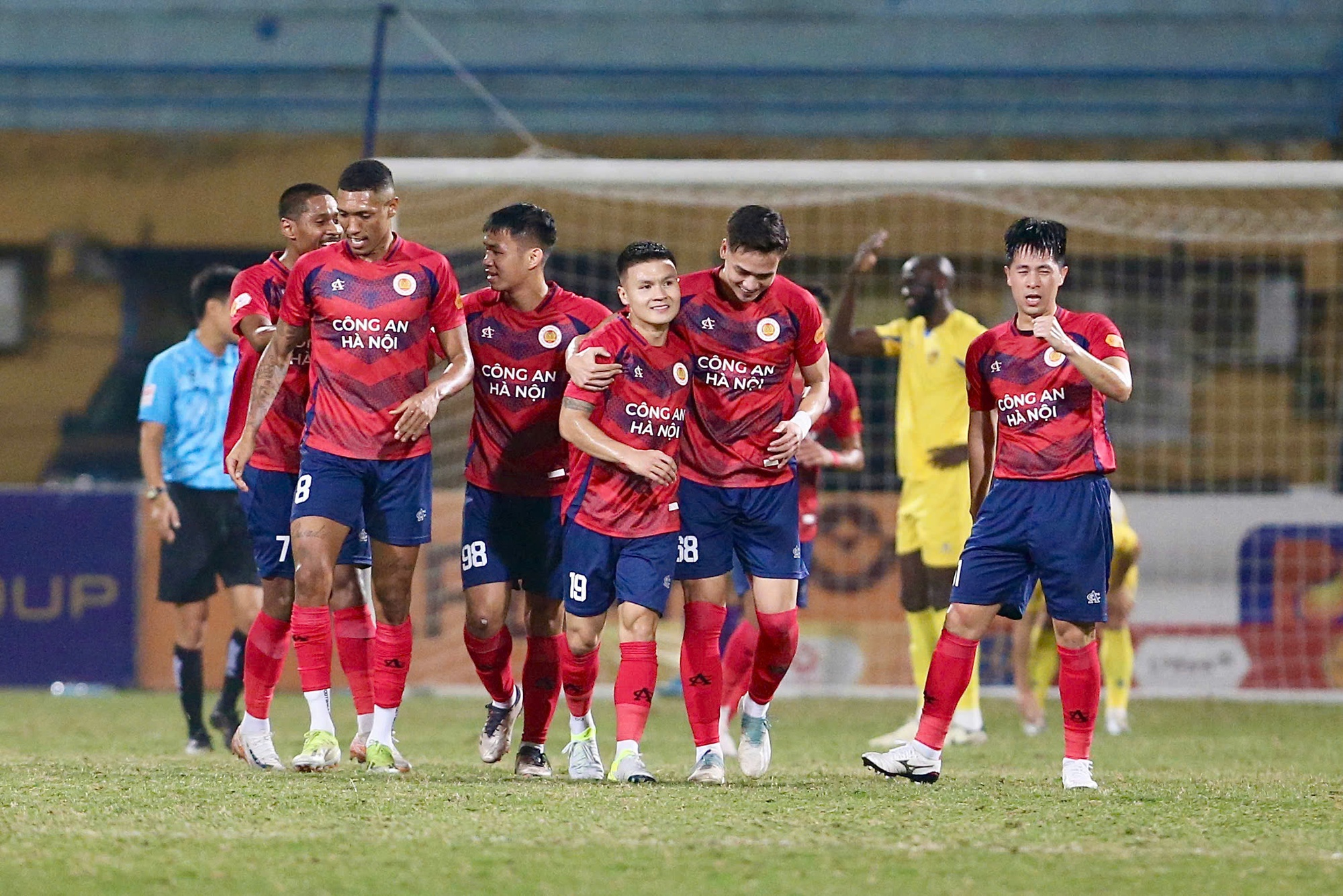 Giải đấu chỉ đá 9 trận nhưng tiền thưởng gấp đôi V.League: Đại diện Việt Nam có thể bỏ túi 15 tỷ đồng- Ảnh 2.