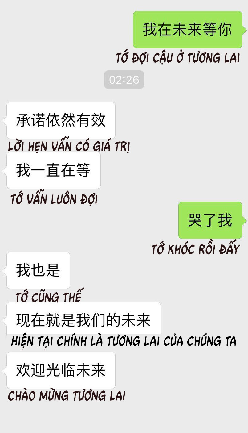 Từ túi chiếc áo khoác được tặng hậu chia tay cách đây 4 năm, cô gái òa khóc khi phát hiện ra "tin nhắn bí mật"- Ảnh 4.