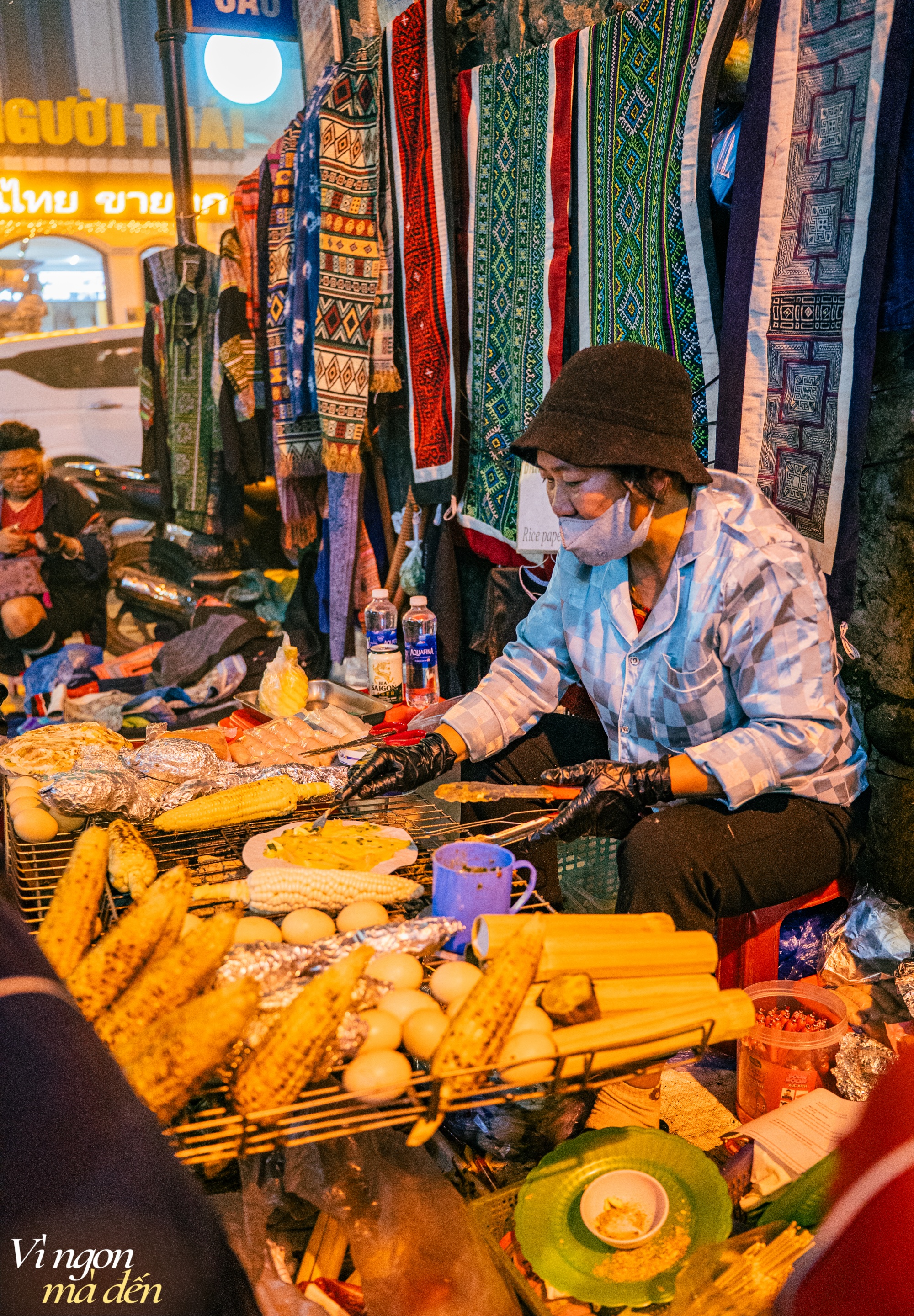 Ăn gì ở Sa Pa? Gỏi cá tầm lạ miệng, bún chả chan độc đáo hay phở hồng Bắc Hà ăn một lần nhớ mãi?- Ảnh 20.