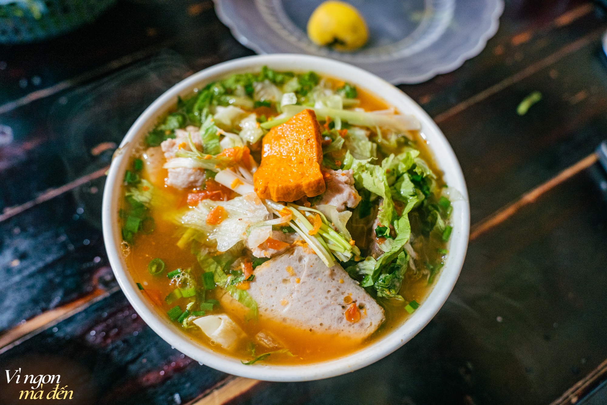 Ăn gì ở Sa Pa? Gỏi cá tầm lạ miệng, bún chả chan độc đáo hay phở hồng Bắc Hà ăn một lần nhớ mãi?- Ảnh 12.
