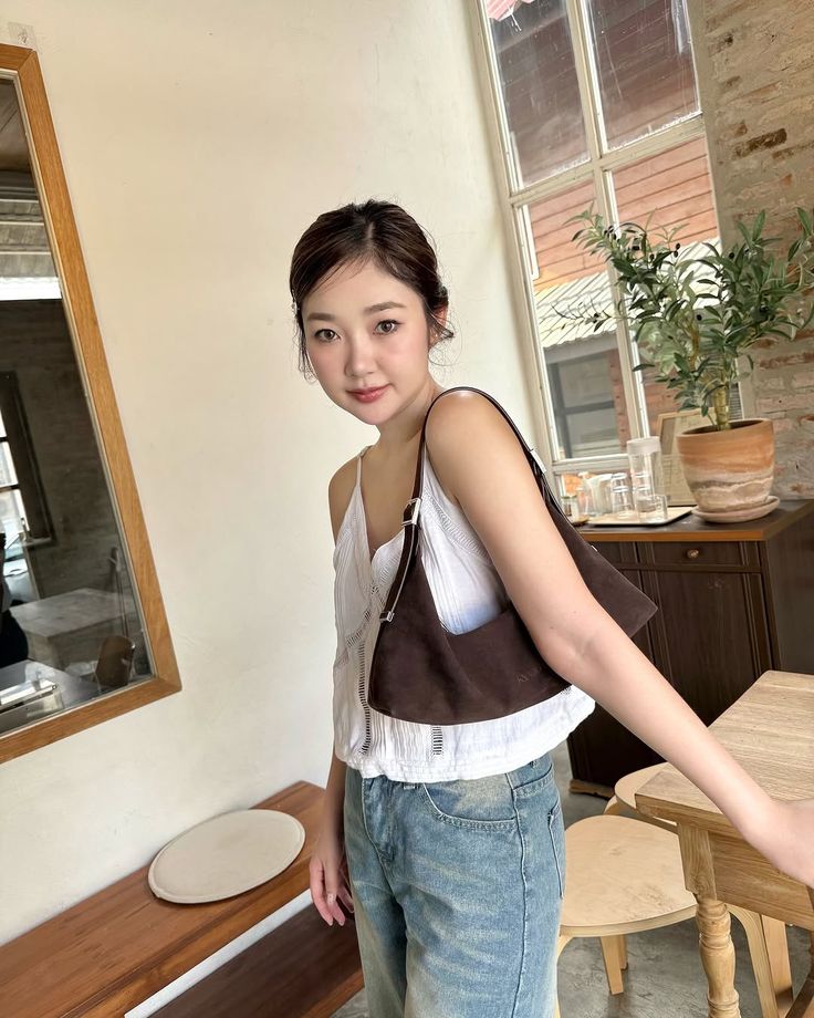 Cô gái TP.HCM lương 15 triệu nhưng dư tiền mua vàng, vừa gửi ngân hàng, vừa biếu bố mẹ- Ảnh 2.