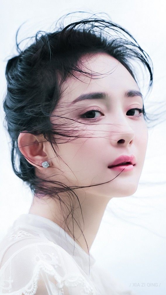 10 mỹ nhân có đôi mắt đẹp nhất thế giới: Kim Ji Won xếp bét bảng, hạng 1 là 10 mỹ nhân có đôi mắt đẹp nhất thế giới: Kim Ji Won xếp bét bảng, hạng 1 là