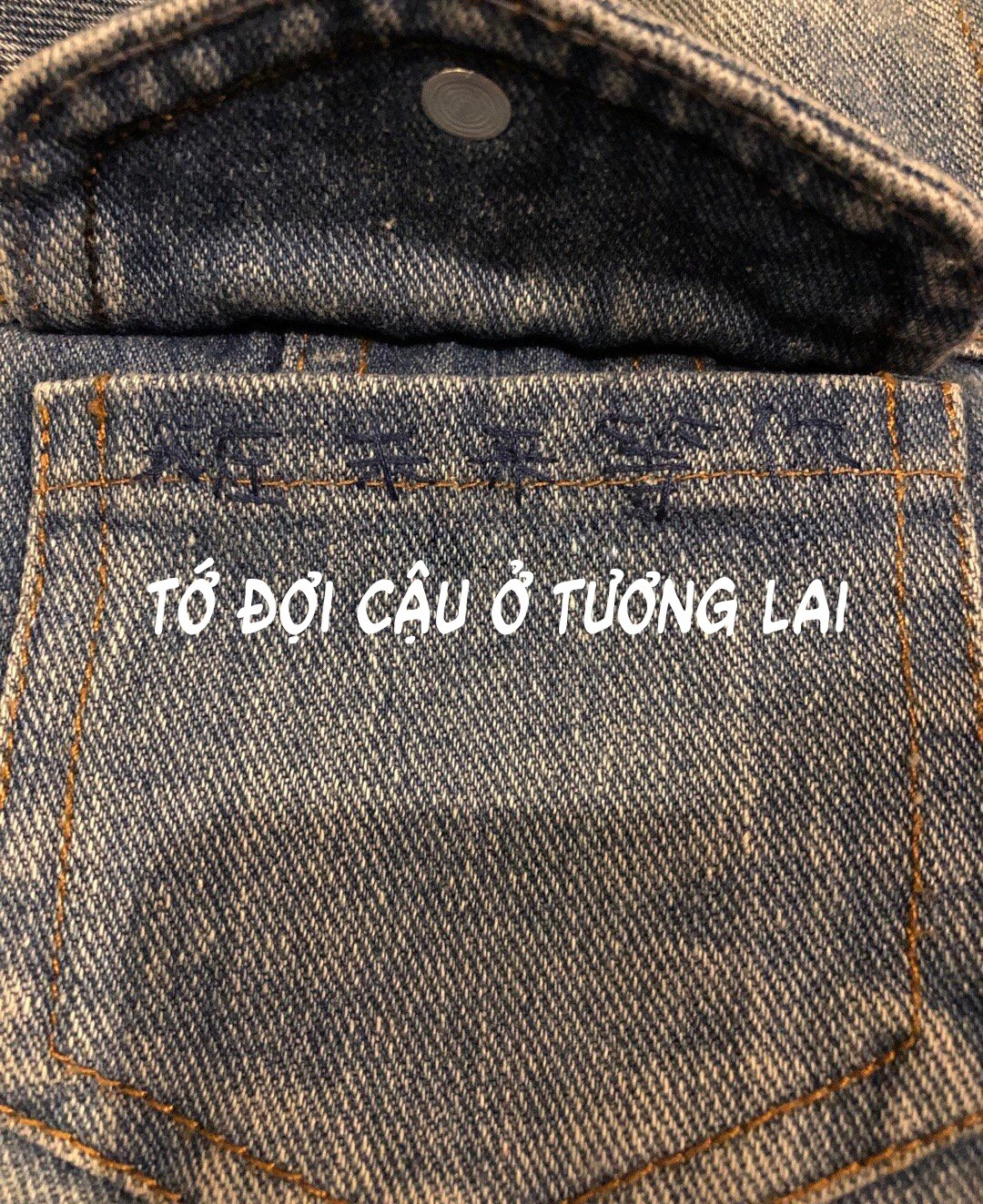Từ túi chiếc áo khoác được tặng hậu chia tay cách đây 4 năm, cô gái òa khóc khi phát hiện ra "tin nhắn bí mật"- Ảnh 3.