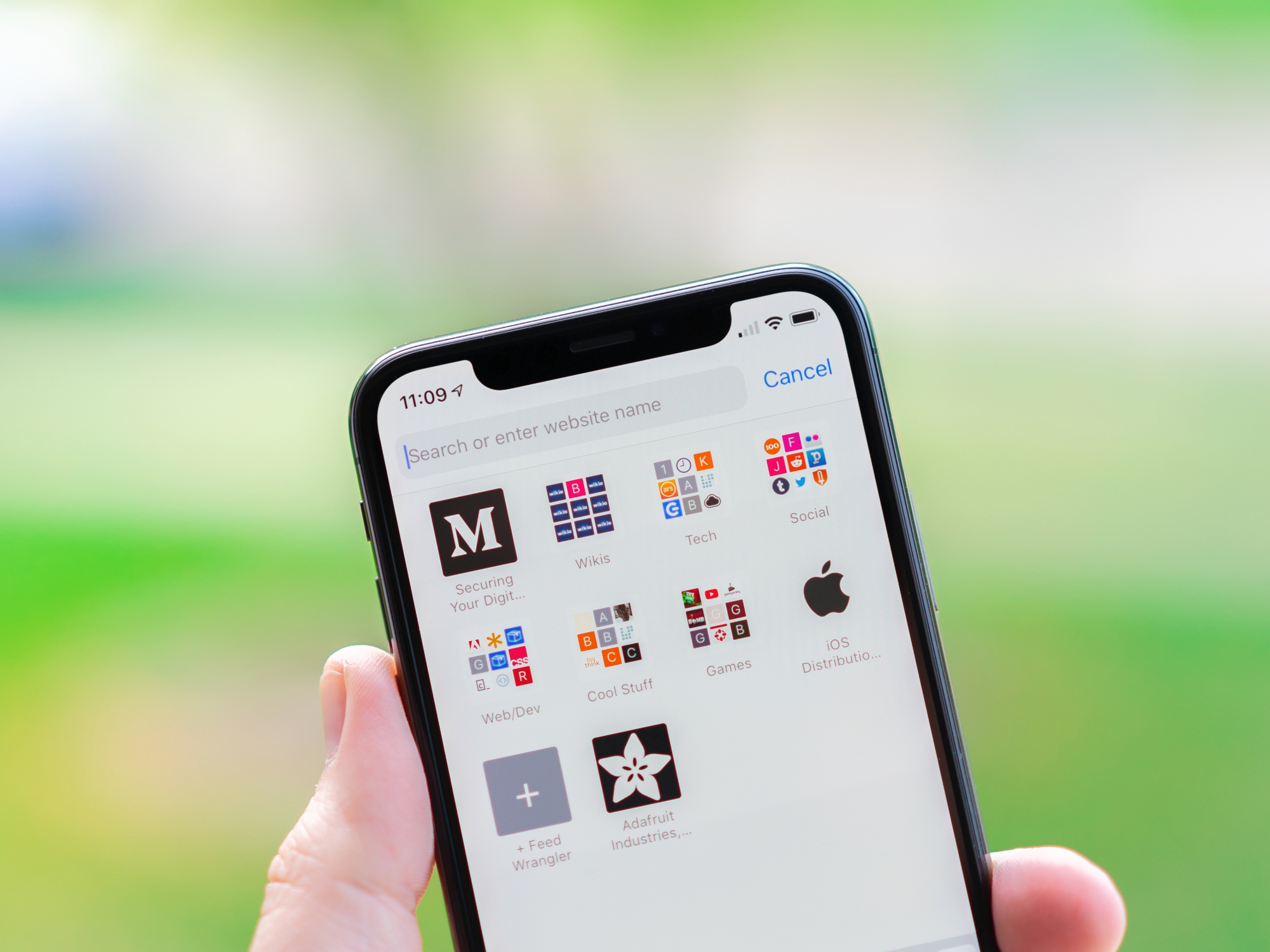 Apple nói Google đang khủng hoảng vì AI, Google phản pháo gay gắt- Ảnh 1. Apple nói Google đang khủng hoảng vì AI, Google phản pháo gay gắt- Ảnh 1.