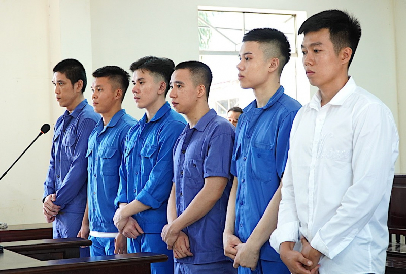 6 cựu cầu thủ “bán độ” tại giải đấu Việt Nam lãnh án tổng 38 năm tù- Ảnh 1.