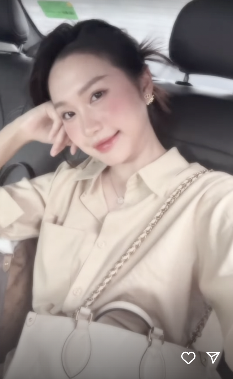 Doãn Hải My khí chất ngút ngàn, vibe sang hết nấc bên xế hộp, túi hiệu nhưng netizen nghi vấn lục đục với Văn Hậu?- Ảnh 1.