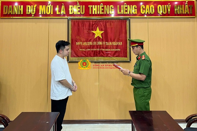 Bắt tạm giam giám đốc tập đoàn "rởm"- Ảnh 1.